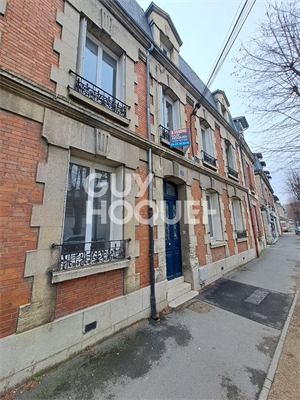 maison-villa à la vente -   02200  SOISSONS, surface 151 m2 vente maison-villa - APR727843